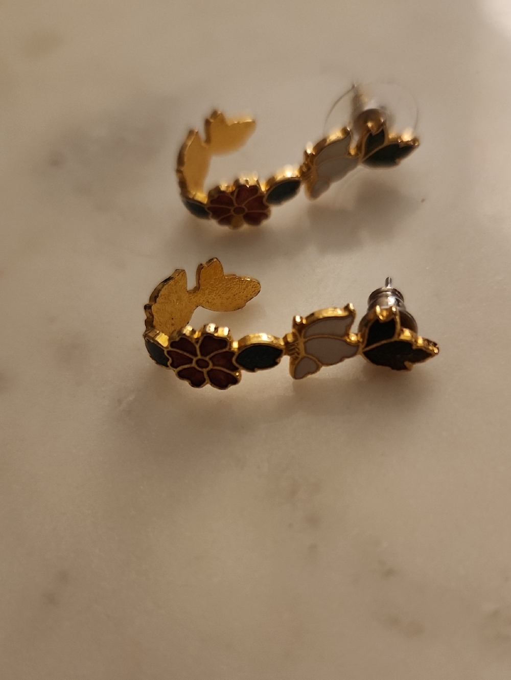 Gold-Tone Floral Enamel Hoop Earrings in Green, White & Red Leaves & Flowers - Picture 8 of 9